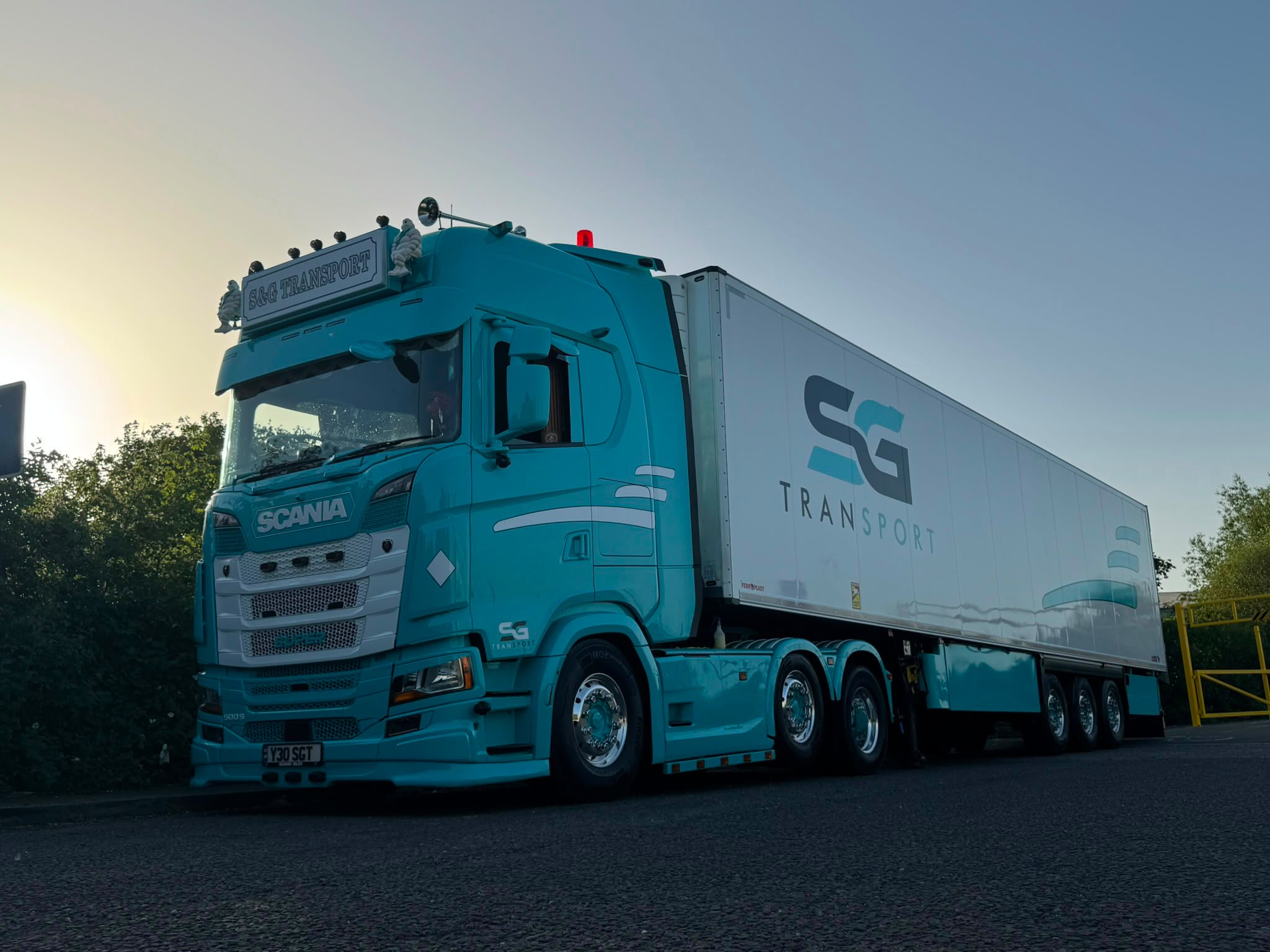 S&G Transport curtain-sided vehicle in the evening